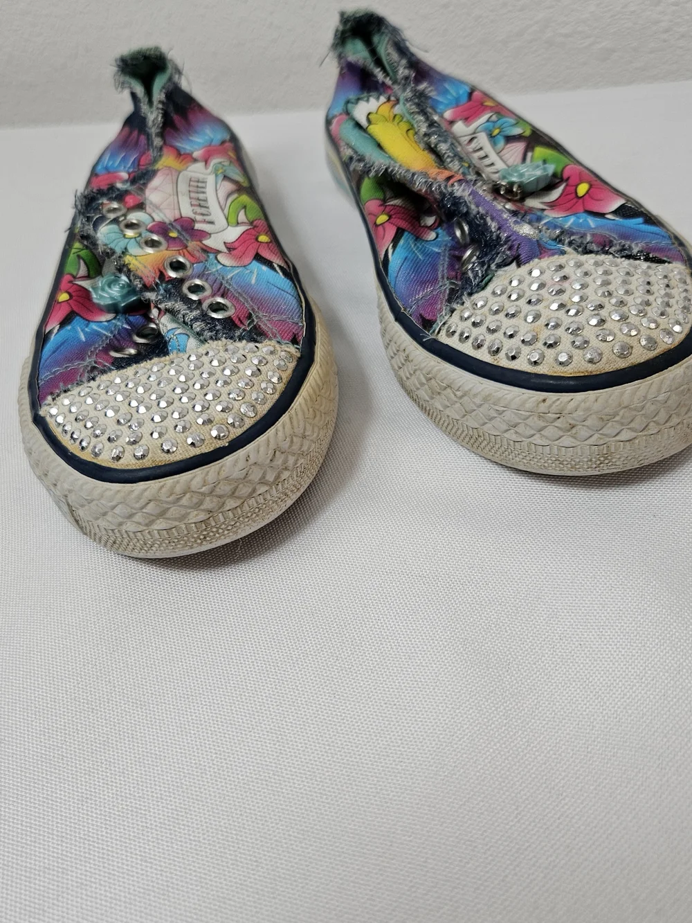 Skechers Floral Rhinestone Slip-On Sneakers - Multicolor Size 4